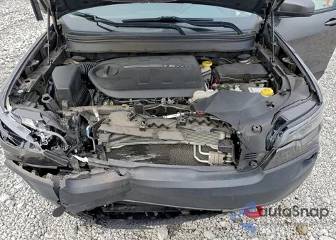 2020 Jeep Cherokee Trailhawk из США, поврежденный, VIN 1C4PJMBX8LD579040